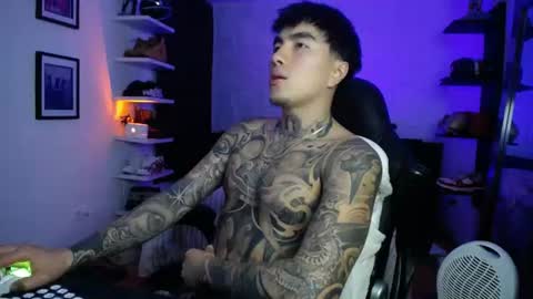 zac_muller1 online show from July 5, 3:23 am