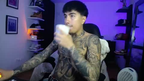 zac_muller1 online show from July 11, 4:37 am