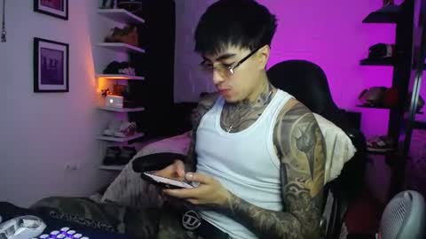 zac_muller1 online show from July 17, 5:14 am