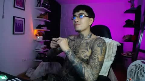 zac_muller1 online show from July 23, 6:11 am