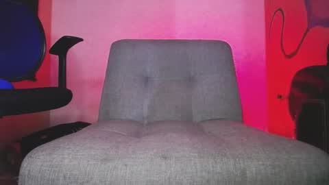 Snapshot of zac_watson chatting on October 21, 4:46 am Zac Freelance model online show from October 21, 4:46 am