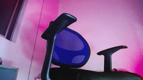 Snapshot of zac_watson chatting on January 8, 4:48 am Zac Freelance model online show from January 8, 4:48 am