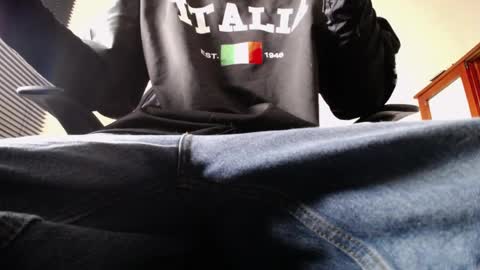 Snapshot of zac_watson chatting on April 11, 3:49 pm Zac Freelance model online show from April 11, 3:49 pm