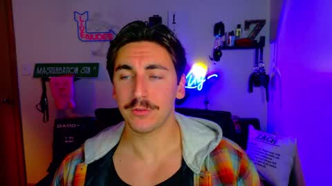 Zach Rhyder online show from November 6, 2:12 am