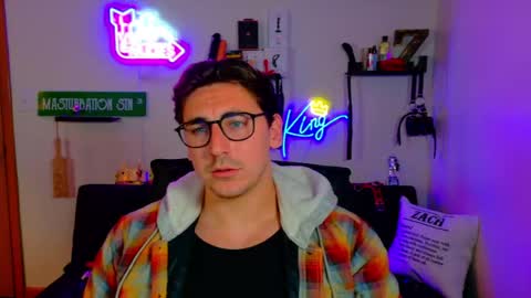 Zach Rhyder online show from July 13, 2:47 am