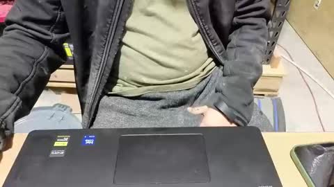 zachf420 online show from November 3, 12:39 pm