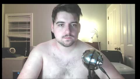 Snapshot of zachs62 chatting on May 26, 6:31 am Zach Shaw online show from May 26, 6:31 am