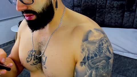 Richard online show from December 3, 12:38 pm