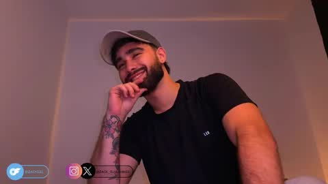 zack_sullivan22 online show from October 9, 3:04 am