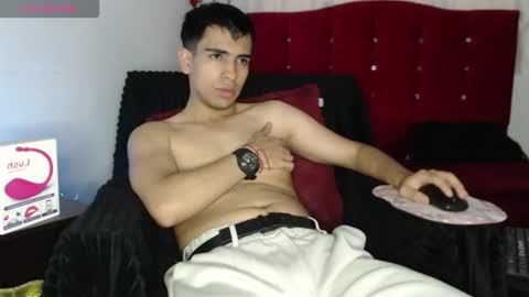 Snapshot of zack_xtreme chatting on October 12, 1:32 pm Xavi online show from October 12, 1:32 pm