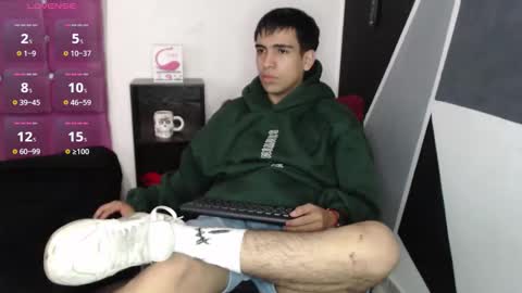 Snapshot of zack_xtreme chatting on October 26, 1:06 pm Xavi online show from October 26, 1:06 pm