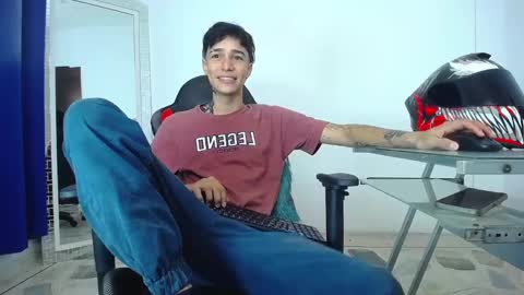 zack online show from December 2, 11:18 pm