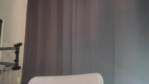 Snapshot of zaddy2jaylicks chatting on May 21, 5:53 pm Zaddy2Jaylicks online show from May 21, 5:53 pm