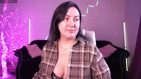 Snapshot of zafiramoonn chatting on March 2, 2:24 pm Zafiramoonn online show from March 2, 2:24 pm