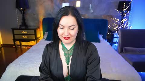 Zafiramoonn online show from May 16, 7:56 pm