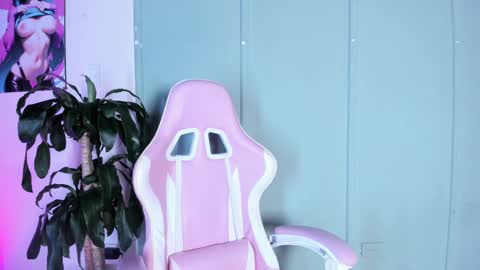 Zafiro Brown online show from September 25, 11:58 am