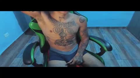 Snapshot of zafirocum chatting on November 21, 4:49 pm BiG Zafiro online show from November 21, 4:49 pm