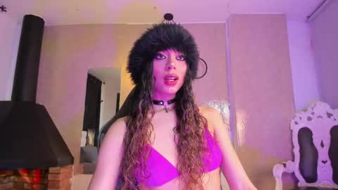Snapshot of zahara___1 chatting on June 8, 4:13 am zahara___1 online show from June 8, 4:13 am