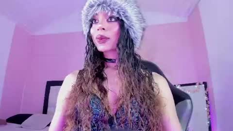 Snapshot of zahara___1 chatting on June 15, 3:09 am zahara___1 online show from June 15, 3:09 am