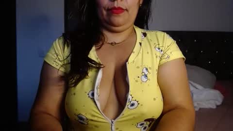 Zahi ... wants to play with everyone...yessss online show from November 13, 9:03 pm