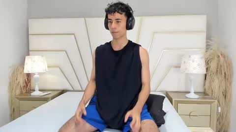 zahir_ashar online show from October 13, 11:21 am