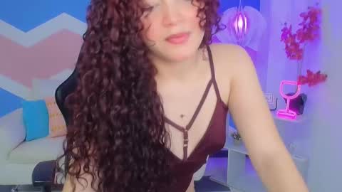 Zahira  online show from February 16, 8:38 pm