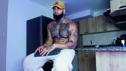 INSTAGRAM yormanfit7 online show from September 15, 5:57 pm