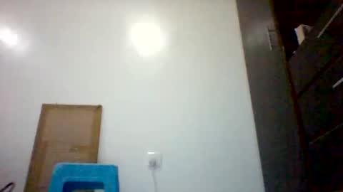 Snapshot of zainxxxx chatting on March 27, 10:09 pm zainxxxx online show from March 27, 10:09 pm