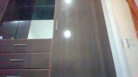 zainxxxx online show from June 6, 11:53 pm
