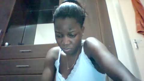 zainxxxx online show from June 11, 3:59 am