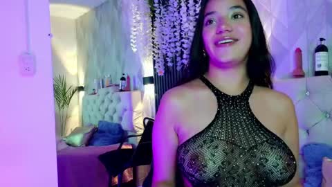 Snapshot of zaira_bonny chatting on May 31, 9:05 pm Zaira Bonny online show from May 31, 9:05 pm