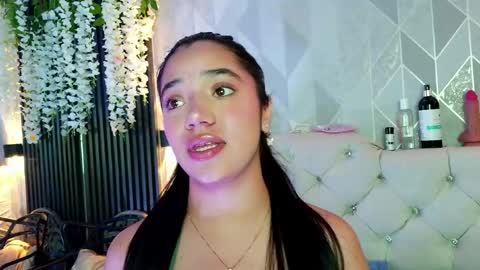 Snapshot of zaira_bonny chatting on June 9, 7:14 pm Zaira Bonny online show from June 9, 7:14 pm