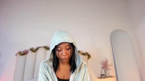 Snapshot of zairarose25 chatting on December 17, 1:06 pm Zaira online show from December 17, 1:06 pm