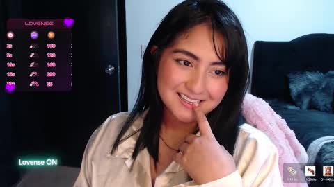 Snapshot of zakura_ania chatting on March 11, 4:51 am zakura_ania online show from March 11, 4:51 am