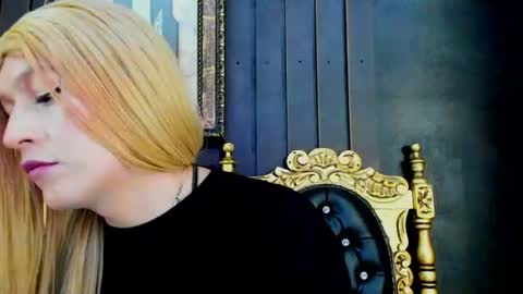 Megan online show from June 11, 2:44 am