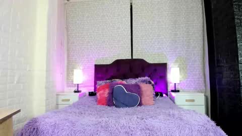 Snapshot of zamara_kleii chatting on November 5, 3:17 am Zamara Kleii online show from November 5, 3:17 am