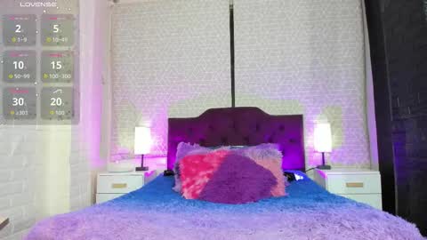 Snapshot of zamara_kleii chatting on November 27, 5:42 am Zamara Kleii online show from November 27, 5:42 am