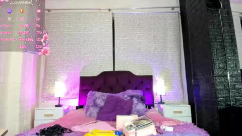 Snapshot of zamara_kleii chatting on January 18, 4:49 am Zamara Kleii online show from January 18, 4:49 am