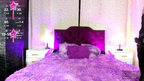 Snapshot of zamara_kleii chatting on February 8, 3:54 am Zamara Kleii online show from February 8, 3:54 am