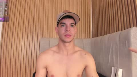 Snapshot of zamir_scott chatting on January 18, 3:27 pm zamir online show from January 18, 3:27 pm