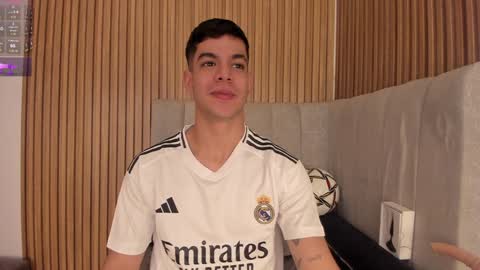 Snapshot of zamir_scott chatting on January 25, 4:57 pm zamir online show from January 25, 4:57 pm