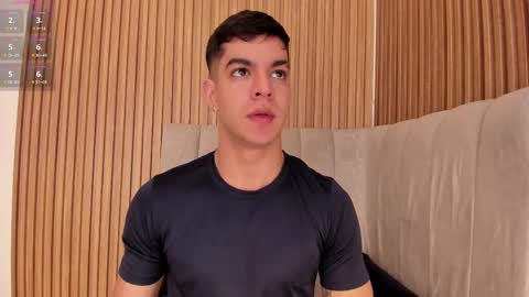 Snapshot of zamir_scott chatting on February 16, 2:32 pm zamir online show from February 16, 2:32 pm