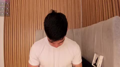 Snapshot of zamir_scott chatting on February 24, 7:41 pm zamir online show from February 24, 7:41 pm