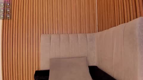 Snapshot of zamir_scott chatting on February 25, 8:09 pm zamir online show from February 25, 8:09 pm