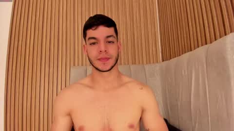 Snapshot of zamir_scott chatting on March 5, 8:00 pm zamir online show from March 5, 8:00 pm