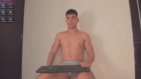 Snapshot of zamir_scott chatting on September 23, 9:07 pm zamir online show from September 23, 9:07 pm