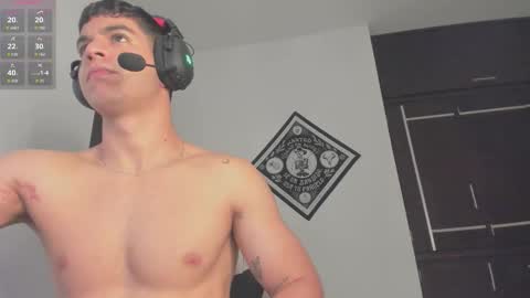 Snapshot of zamir_scott chatting on October 18, 8:53 pm zamir online show from October 18, 8:53 pm