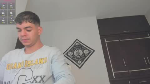 Snapshot of zamir_scott chatting on October 26, 3:34 am zamir online show from October 26, 3:34 am