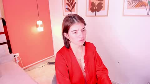 Snapshot of zamira_taylor chatting on June 8, 1:39 am zamira_taylor online show from June 8, 1:39 am