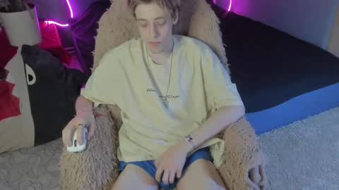 Kel online show from March 14, 11:43 pm